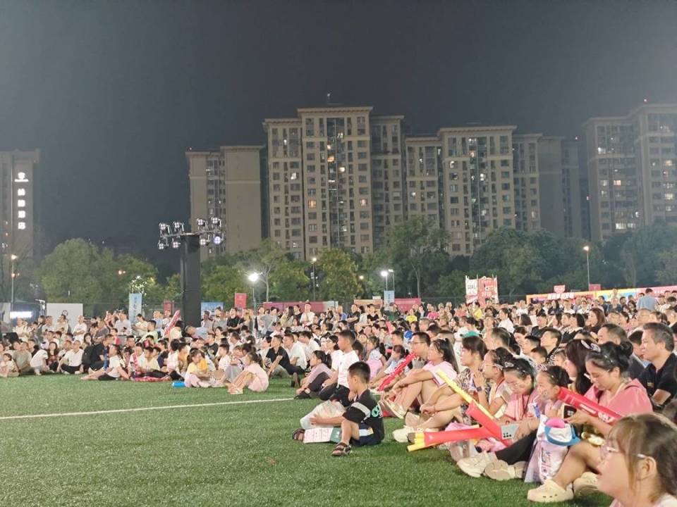 间切磋交流, 子的市民询 间切磋交流, 子的市民询