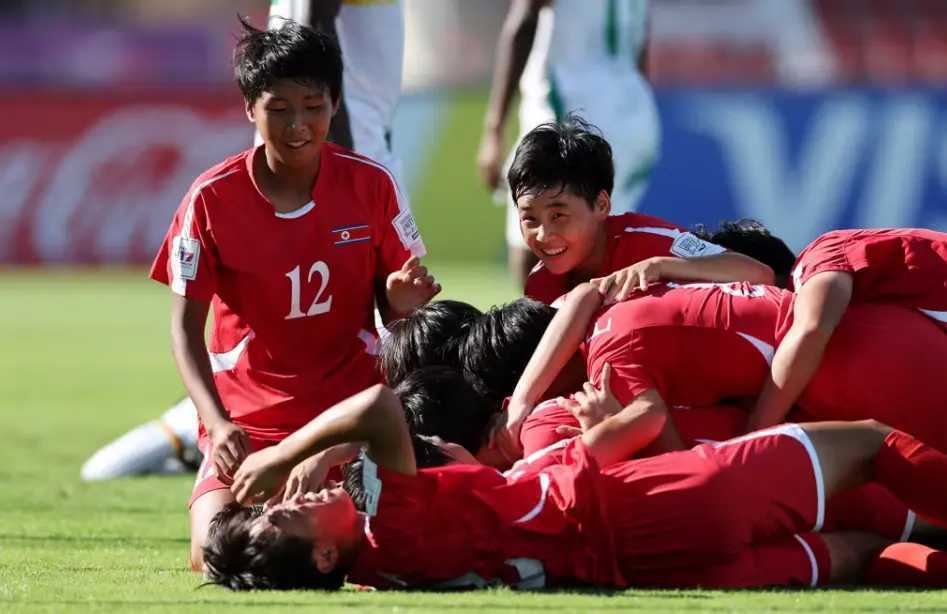 但从小组赛, 拿到两连胜 但从小组赛, 拿到两连胜