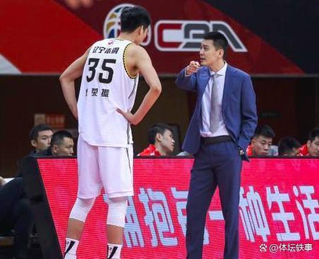 sAVRo, 一个初出茅 sAVRo, 一个初出茅